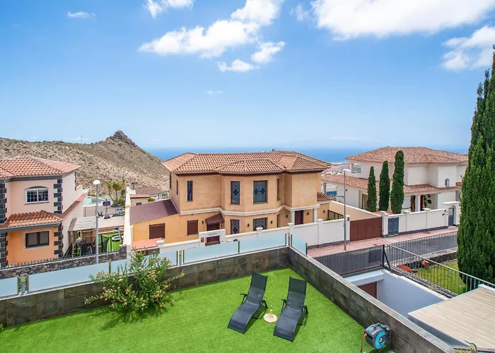 Zion Tenerife With Heated Pool * Адехе