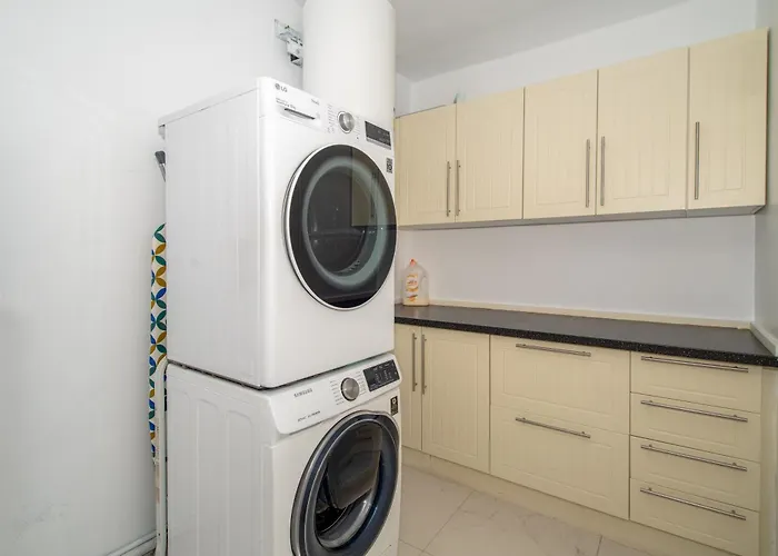 Zion Tenerife With Heated Pool Адехе