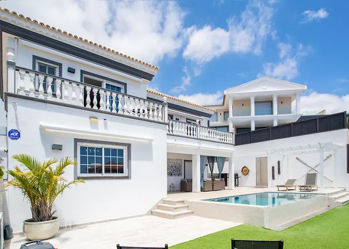 Zion Tenerife With Heated Pool * Адехе