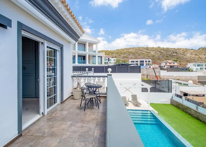 Zion Tenerife With Heated Pool Вілла Адехе