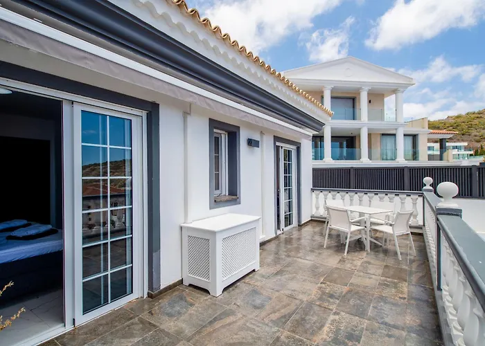 Вілла Zion Tenerife With Heated Pool