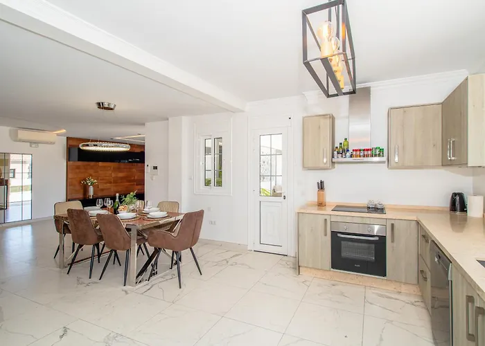 Zion Tenerife With Heated Pool Вілла *